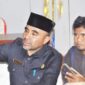 Kepala Dinas PUPR Maluku Utara, Saifuddin Djuba saat diwawancarai wartawan.