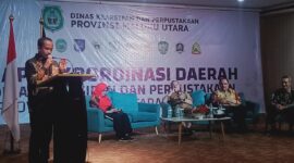 Kepala Disarpus Malut, Mulyadi Tutupoho saat memberikan sambutan pada kegiatan Rakorda Disarpus se-Malut. 