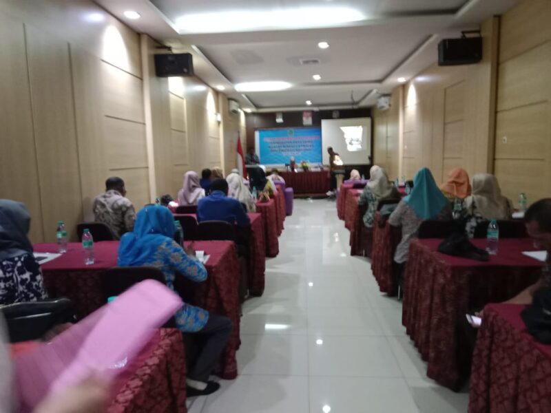 Kegiatan Rakor yang dilaksanakan oleh Biro Perekonomian Setda Provinsi Maluku Utara di Boulevard Hotel Ternate. 