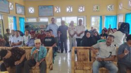 Sugeng Cahyono saat melakukan reses di Kelurahan Indonesiana. 