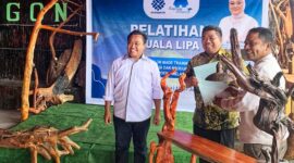 Kolaborasi Kepala Disnakertrans Malut, DR Marwan Polisiri dan Om Pala Kampoeng Melanesia, DR Mukhtar Adam. 