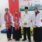 Foto bersama Gubernur Maluku Utara dengan tim survei akreditasi RSU Sofifi. 