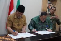 penandatanganan Perjanjian Kerjasama antara Gubernur Maluku Utara dengan dan RSUPN Dr. Cipto Mangunkusumo dan Rumah Sakit Jantung dan Pembuluh Darah Harapan Kita.(dok:adpim)