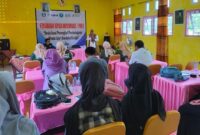 Dosen FIP Unibrah saat melakukan PKM di SLB Centra Sofifi. 