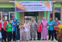 Anggota DPRD Provinsi Maluku Utara, Sugeng Cahyono saat melakukan kegiatan reses di SMK negeri 1 Halmahera Tengah. 