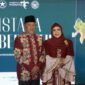Gubernur Maluku Utara Kh Abdul Gani Kasuba dan istri Hj. Faoniah Jauhar Kasuba tampil mempesona sebagai salah satu peserta Fashion Show pada kegiatan Istana Berbatik.