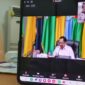Asisten II Setda Malut, Sri Haryati Hatari secara virtual mengikuti rapat koordinasi pengendalian inflasi daerah yang dipimpin Mendagri RI, Muhammad Tito Karnavian. 