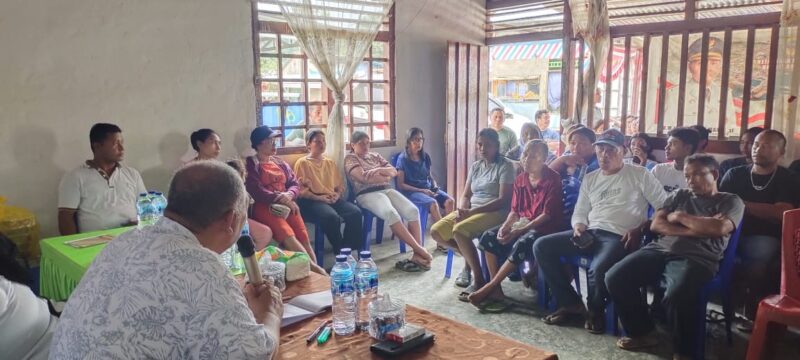 Anggota DPRD Provinsi Maluku Utara, Sugeng Cahyono saat melakukan kunjungan kerja reses di Desa Lukolamo Kecamatan Weda Tengah. 