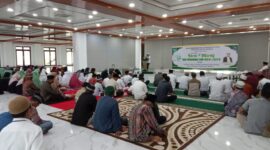 Suasana peringatan isra mi'raj di Masjid Raya Shafful Khairaat Sofifi. 
