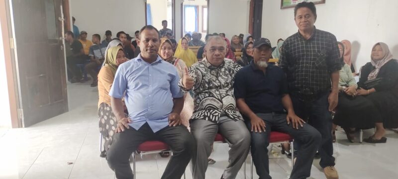 Sugeng Cahyono saat melakukan kegiatan reses di Desa Rawamangun Kecamatan Wasile Timur. 