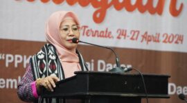 Asisten II, Sri Haryanti Hatari. 
