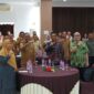 Sekda Malut saat menghadiri acara Kegiatan Pendampingan Intensif Kebijakan Pemberdayaan Masyarakat dan Inovasi Pelayanan Publik