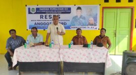 Anggota DPRD Provinsi Malut, Sugeng Cahyono saat melakukan kegiatan reses di Desa Ake Jawi Kecamatan Wasile Selatan. 