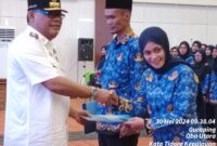Pj Gubernur Serahkan SK 659 Peserta Lulus PPPK. 