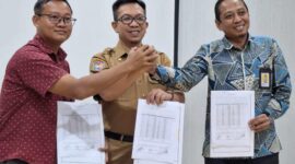 Foto bersama usai rekonsiliasi pajak.