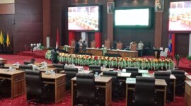 Suasana rapat paripurna DPRD Malut. 