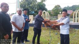Penyerahan hewan kuraban dari presiden