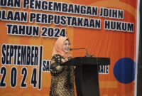 Asisten II Setda Malut, Sri Haryanti Hatari. 