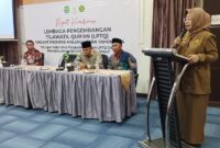 Asisten II Setda Malut, Sri Haryani Hatari saat membuka Rakor LPTQ. 