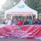 Foto bersama usai kegiatan Fun bike dan pembagian sembako. 