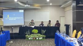 Kepala Bappeda Malut, Muhammad Sarmin S Adam, saat menyampaikan materi dalam kegiatan Capacity Building Pengembangan SDGs Center Regional Maluku.