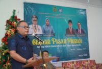 Pj Gubernur saat membuka gebyar pasar murah jelang nataru. 