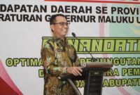 Pj Sekprov Malut pada rakor pendapatan.