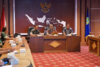 Pj Sekprov Malut saat mengikuti rapat persiapan Latsitrarda Nusantara XLV tahun 2025.