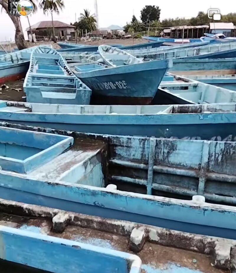 Puluhan perahu bantuan KKP terbengkalai. 