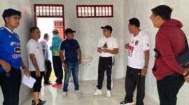 Pj Sekda saat sidak rumah dinas di ASN II.