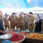 Wakil Gubernur Maluku Utara, Sarbin Sehe melakukan sidak di Pasar Galala. 