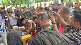 Menteri Pendidikan Dasar dan Menengah RI (Mendikdasmen RI), Prof. Dr. Abdul Mu’ti, M.Ed, meresmikan gedung Kantor Bahasa Maluku Utara di Sofifi, Kamis (20/02/2025).