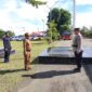 Bupati Pulau Morotai, Rusli Sibua saat memimpin apel gabungan operasi Ketupat. 