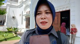 Kadisdik Sula, Marini Nur Ali. 