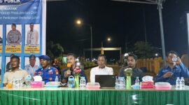 Kegiatan dialog publik yang dilakukan para nelayan dengan pemangku kepentingan untuk menyelesaikan persoalan nelayan di Kabupaten Pulau Morotai. 