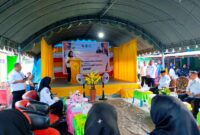 Bupati Sula, Fifian Adeningsi Mus saat kunjungan ke Desa Bega. 