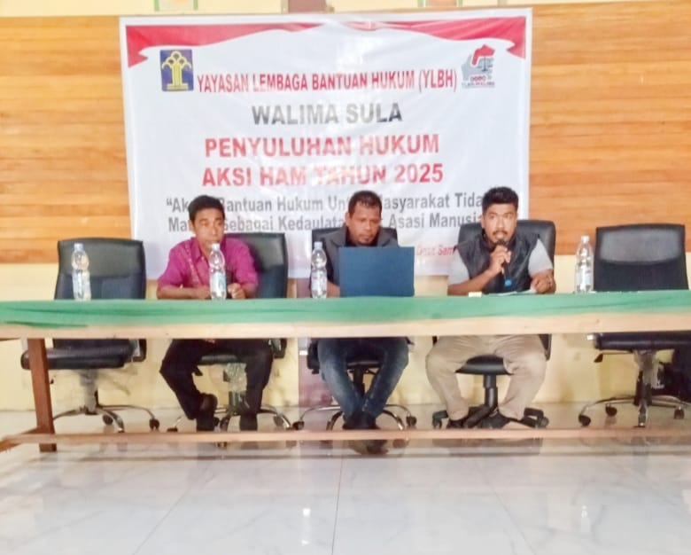 Tim YLBH Walima Sula memberikan edukasi mengenai hak-hak dasar warga negara, termasuk masyarakat adat. 