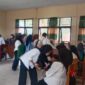 Dinas kesehatan Kabupaten Kepulauan Sula melakukan pemeriksaan kesehatan gratis di StAI Babussalam Sula. 