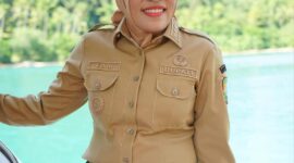 Bupati Kepulauan Sula, Fifian Adeningsi Mus. 