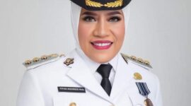 Bupati Kepulauan Sula, Fifian Adeningsi Mus. 