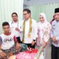 Menteri Kesehatan Republik Indonesia (Menkes RI), Budi Gunadi Sadikin didampingi Wakil Gubernur Malut, Sarbin Sehe dan Bupati Kepulauan Sula melakukan kunjungan ke polik klinik. 