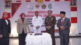 Wali Kota Tidore Kepulauan, Muhammad Sinen melakukan penandatanganan MoU dengan Kejaksaan Negeri Tidore dan Pengadilan Agama Soasio. 