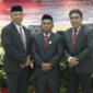 Idham Sabtu foto bersama Wali Kota dan Wakil Wali Kota Tidore Kepulauan. 