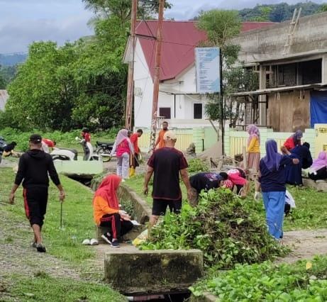 Pemkab Sula giat pembersihan untuk mendapatkan adipura. 