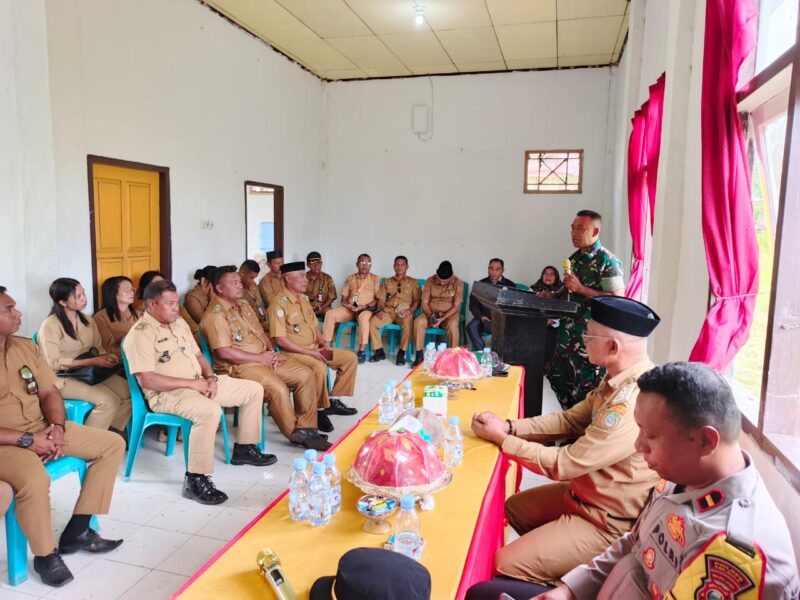 Acara sertijab Camat Mangoli Utara. 