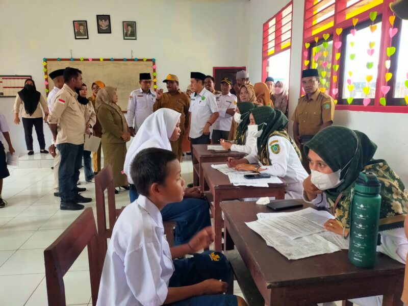 Kegiatan PKG di SMP 1 Sulabesi Timur. 