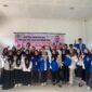 Dekan Ilmu Pemerintahan foto bersama pemateri dan peserta. 