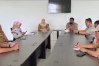 Kadis Perkim Malut melakukan rapat bersama dengan Kanwil ATR/BPN Malut.