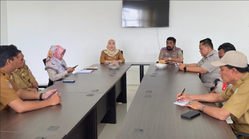 Kadis Perkim Malut melakukan rapat bersama dengan Kanwil ATR/BPN Malut.