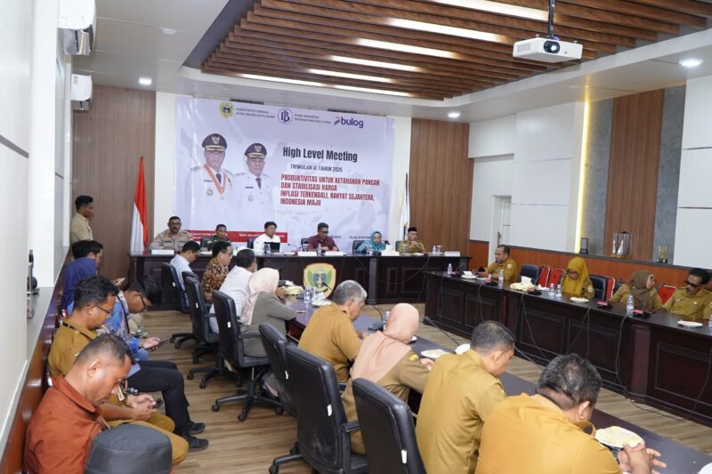 Rapat koordinasi inflasi daerah triwulan III dibuka oleh Wakil Wali Kota, Ahmad Laiman. 